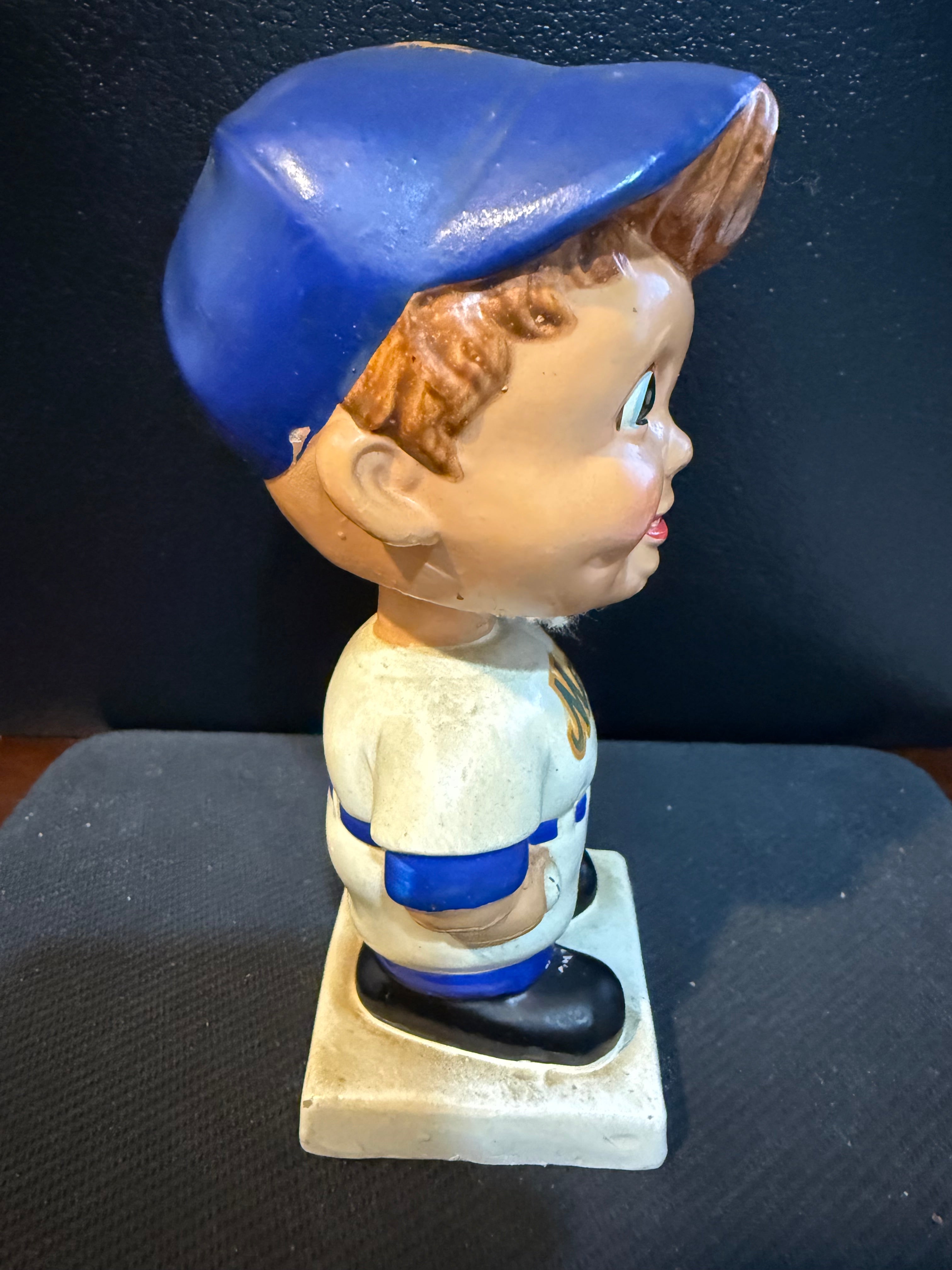 1962-63 New York Mets White Base Bobble Head Nodder EXMT