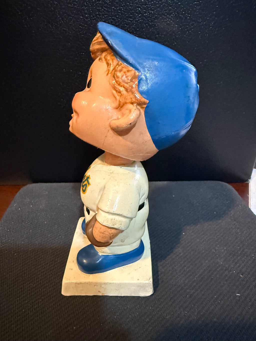 1962-63 New York Mets White Base Bobble Head Nodder