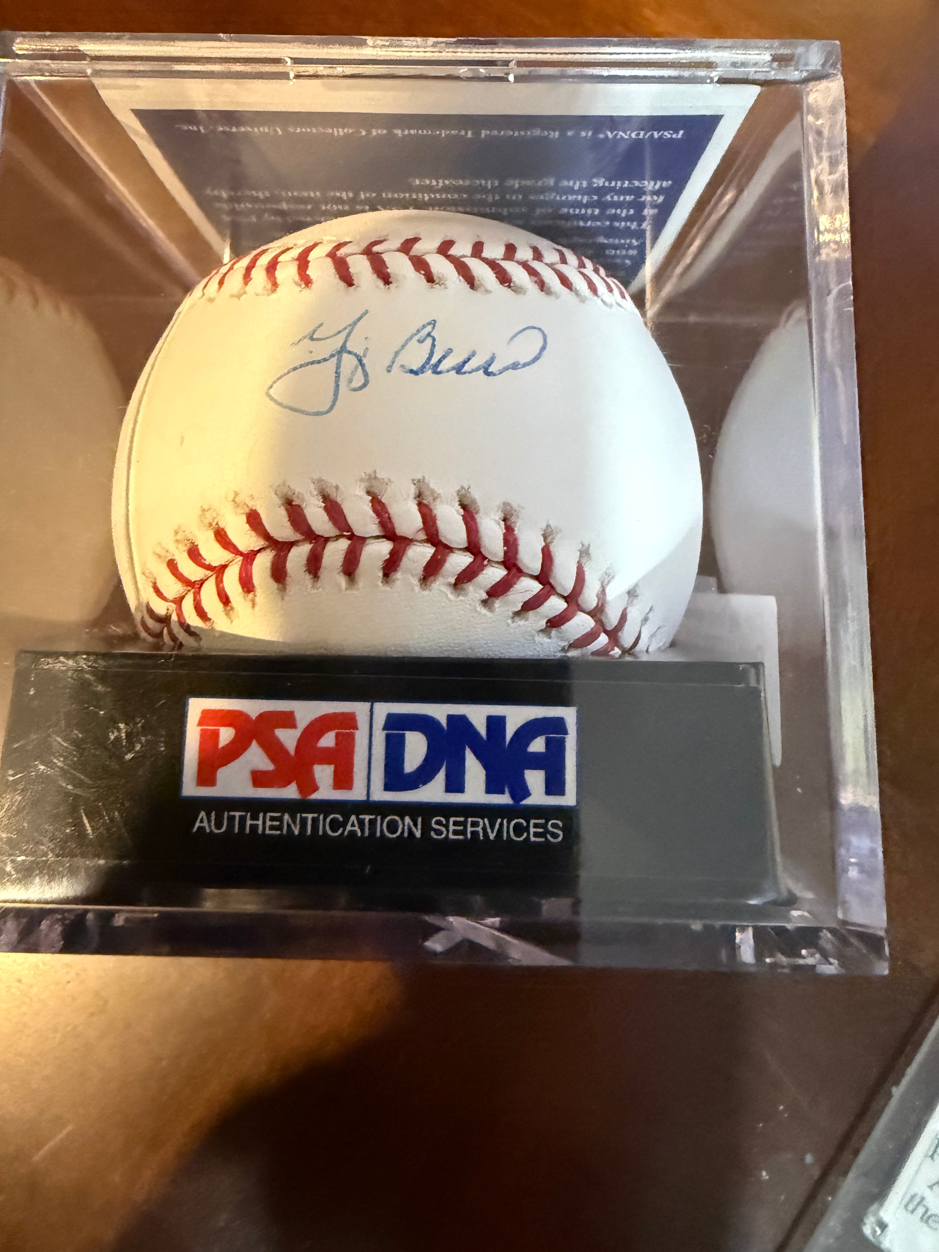 Yogi Berra signed Baseball PSA Authenticated (Graded Mint 9)