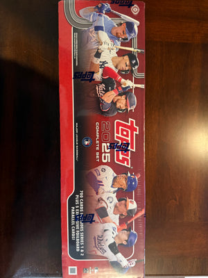 2021 Topps Complete Factory Set (Mint) Red
