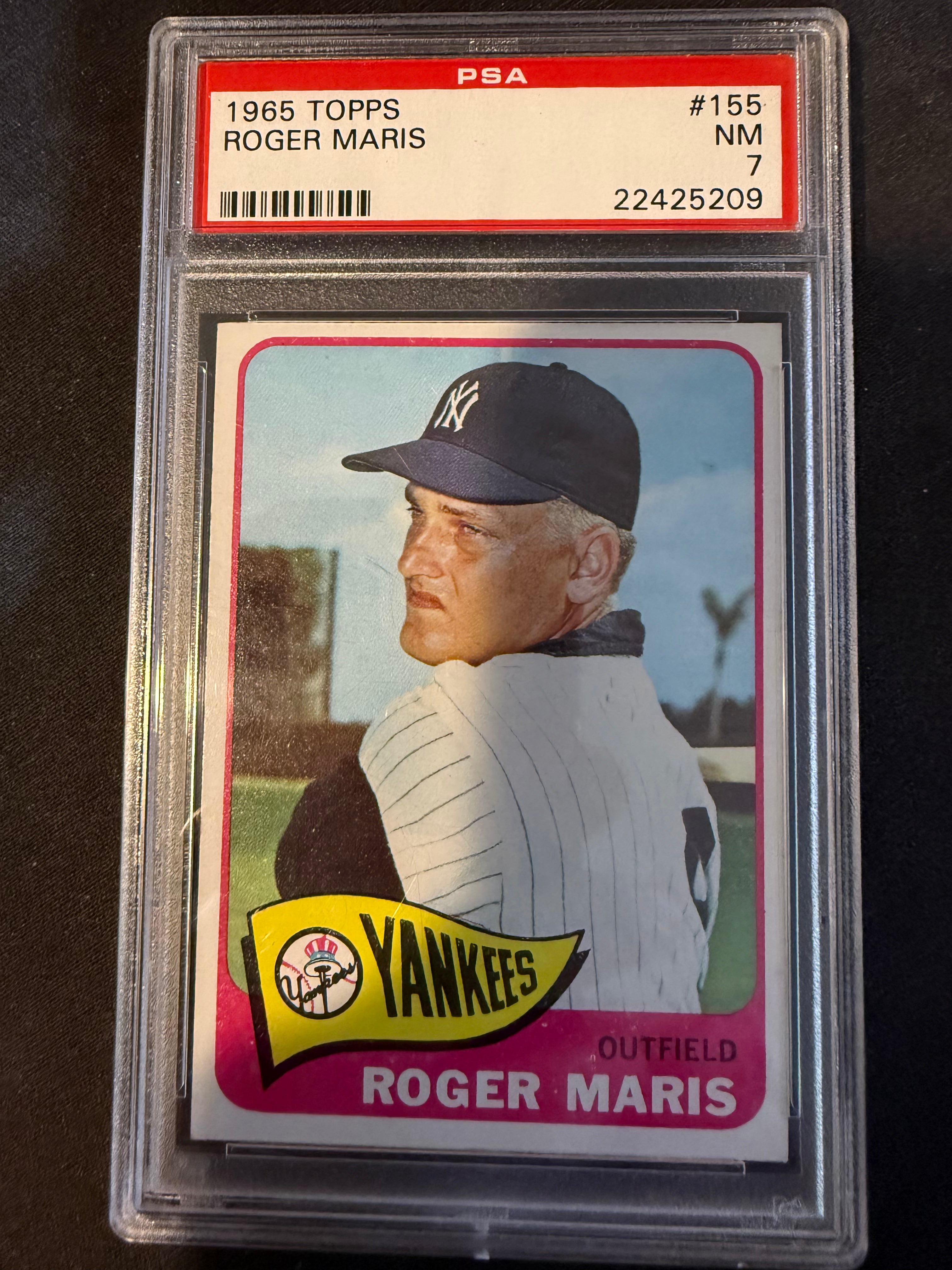 1965 Topps 155 Roger Maris PSA 7 NM